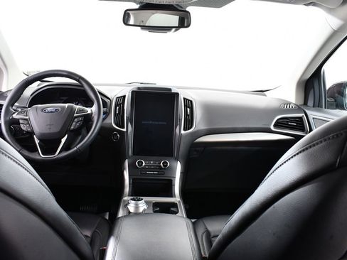 Used 2024 Ford Edge SEL w/ Convenience Package image 7