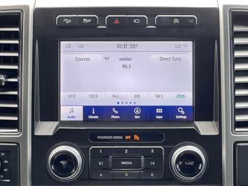 Used 2020 Ford F150 Platinum w/ Equipment Group 701A Luxury AWD/4WD image 34