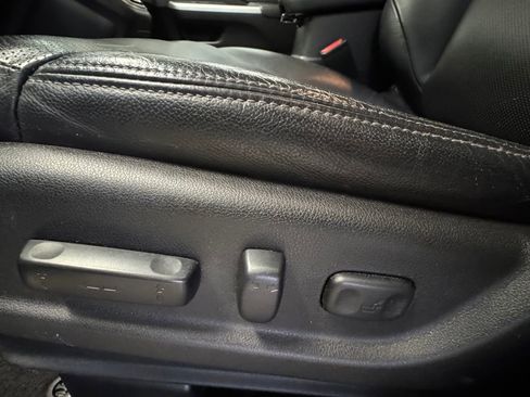 Used 2016 Honda CR-V Touring image 37