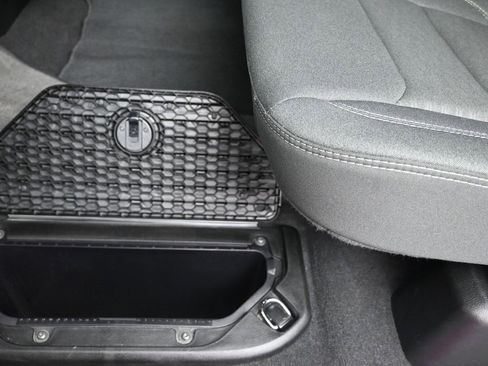 Used 2025 RAM 1500 Big Horn image 33