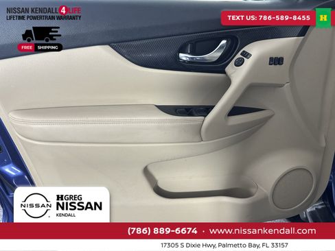 Used 2018 Nissan Rogue SL w/ Premium Package image 33