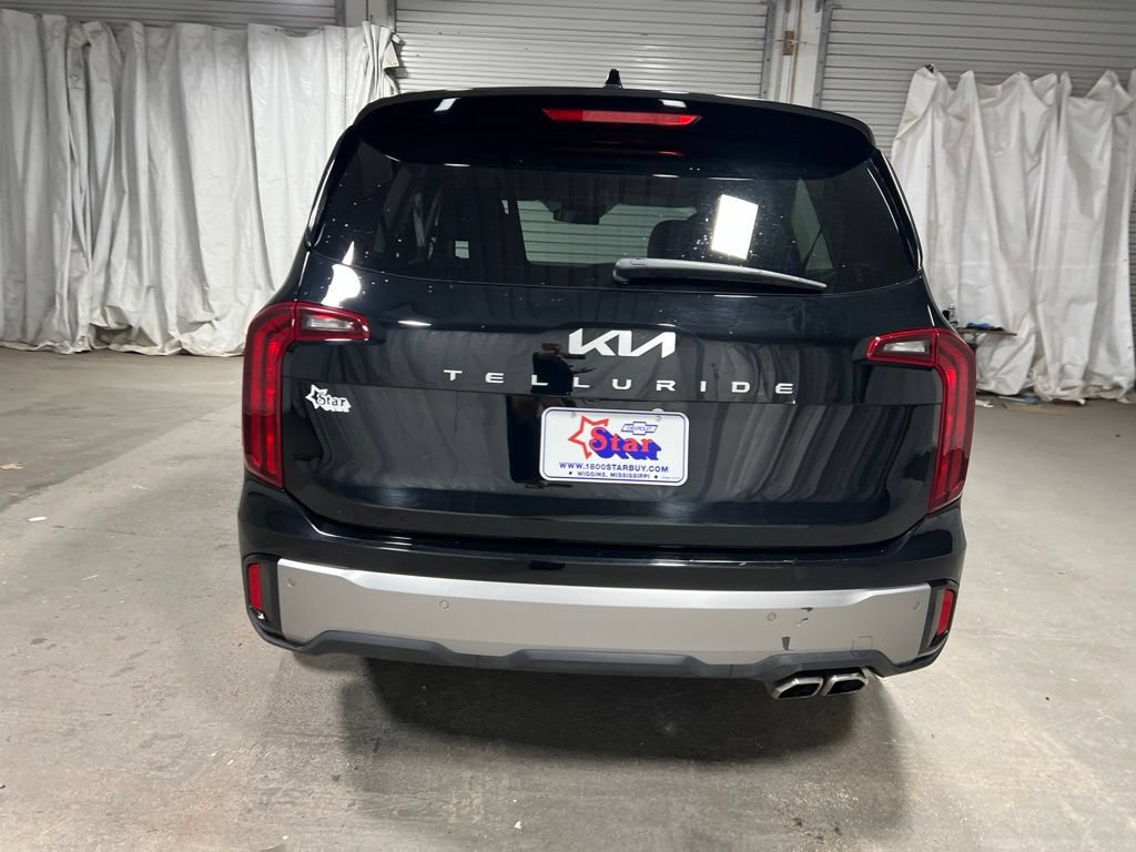 Used 2025 Kia Telluride S FWD image 6