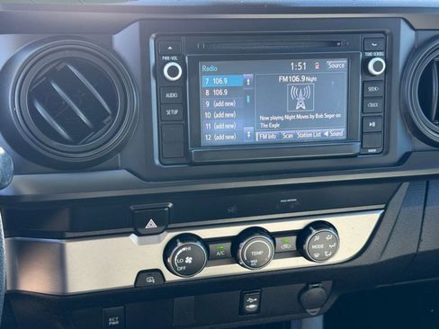 Used 2019 Toyota Tacoma SR w/ SR Convenience Package image 26