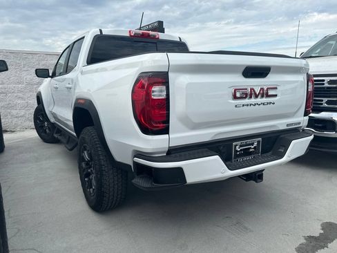 Used 2024 GMC Canyon Elevation w/ Convenience Package RWD image 5