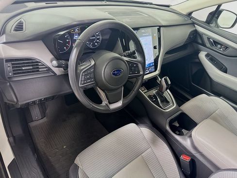 Used 2024 Subaru Outback Premium AWD/4WD image 11