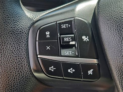 Used 2020 Ford Escape SE image 24