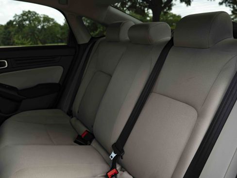 Used 2024 Honda Civic LX image 18