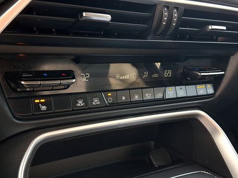 Certified 2024 MAZDA CX-90 3.3 Turbo w/ Preferred Plus AWD/4WD image 18