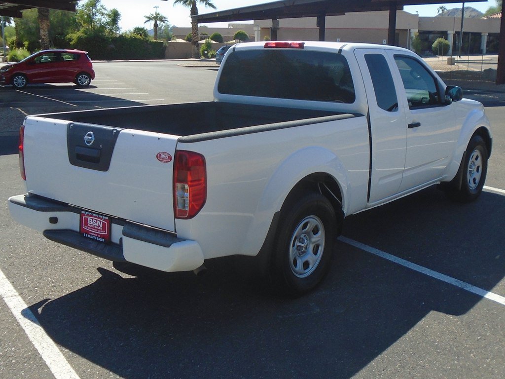 Used 2020 Nissan Frontier S RWD image 5