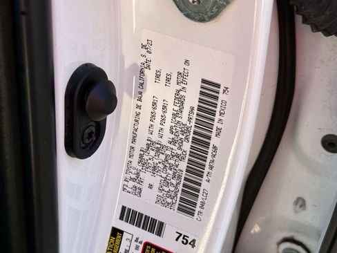 Certified 2023 Toyota Tacoma TRD Sport image 33