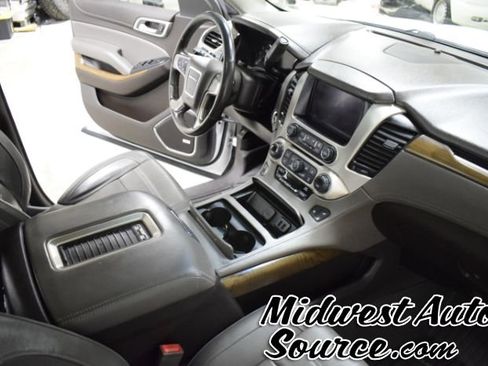 Used 2019 GMC Yukon XL Denali w/ Denali Ultimate Package image 36