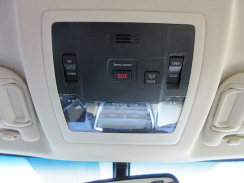 Used 2015 Lexus NX 200t AWD w/ Premium Package image 18