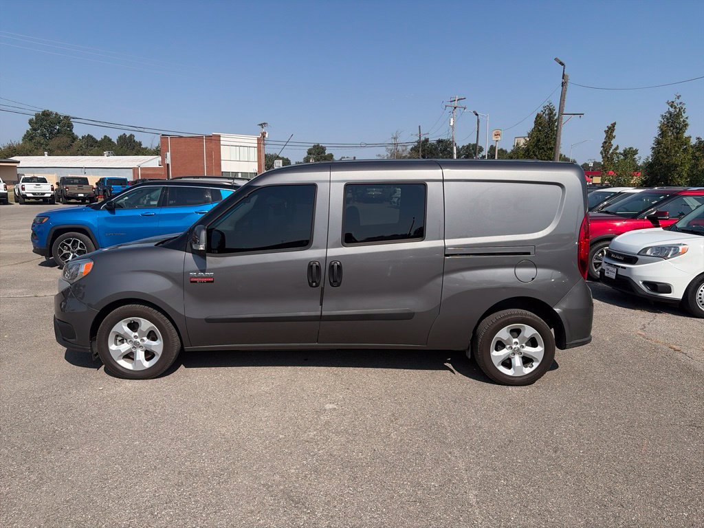 Used 2021 RAM ProMaster City SLT w/ Lights & Wheels Group FWD image 3