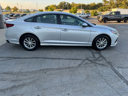 Used 2018 Hyundai Sonata ECO image 3