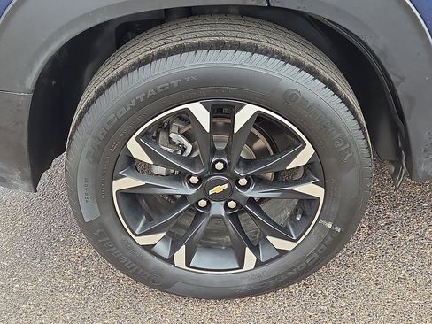 Used 2023 Chevrolet TrailBlazer LT w/ Sun and Liftgate Package AWD/4WD image 7
