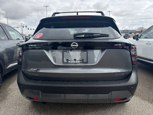 New 2026 Nissan Kicks SV w/ SV Premium Package image 8