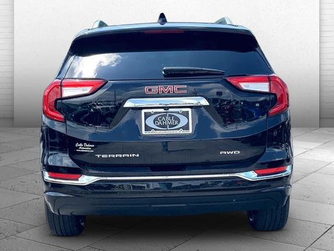 Used 2022 GMC Terrain Denali w/ Denali Premium Package AWD/4WD image 3
