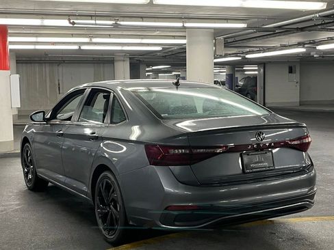 New 2025 Volkswagen Jetta SE image 5