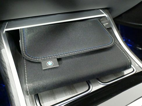 Used 2024 BMW 740i xDrive image 63