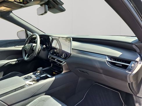 Used 2024 Lexus RX 500h F Sport w/ Convenience Package image 15