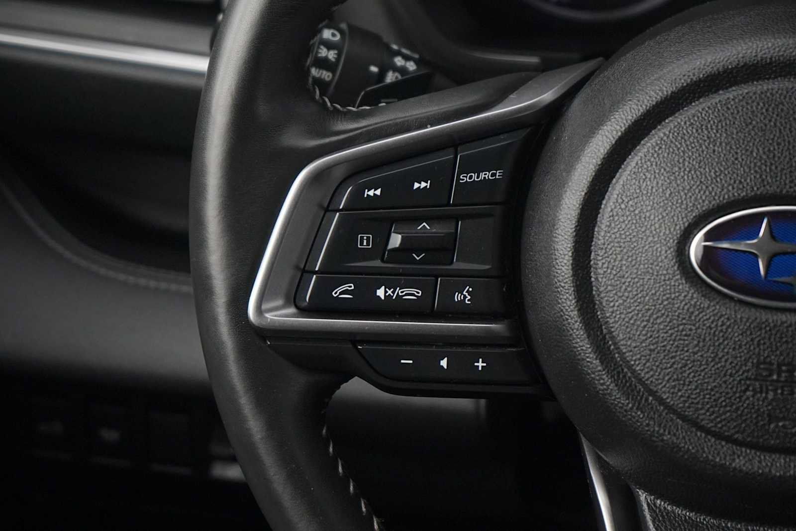 Used 2023 Subaru Ascent Touring AWD/4WD image 17