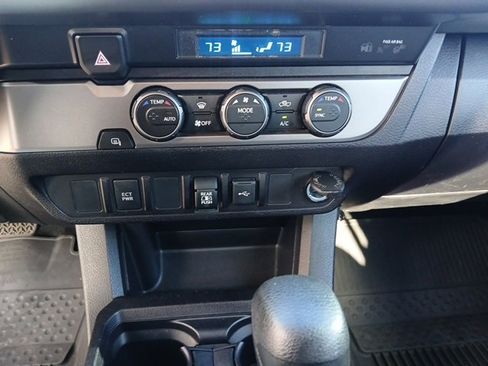 Used 2021 Toyota Tacoma SR5 image 37
