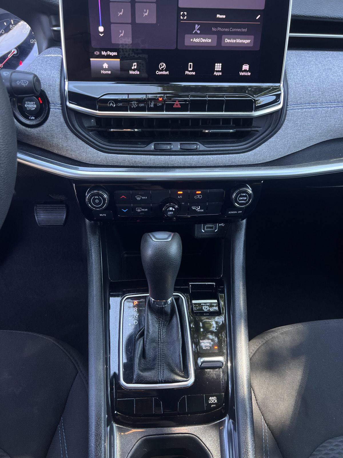 Used 2023 Jeep Compass Sport AWD/4WD image 7