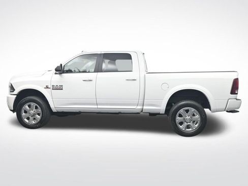 Used 2018 RAM 2500 Laramie w/ Sport Appearance Group AWD/4WD image 10