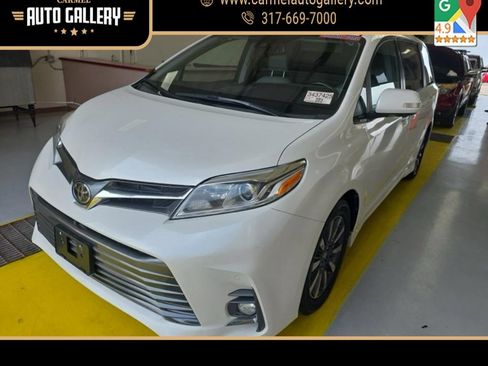 Used 2018 Toyota Sienna Limited Premium FWD image 1
