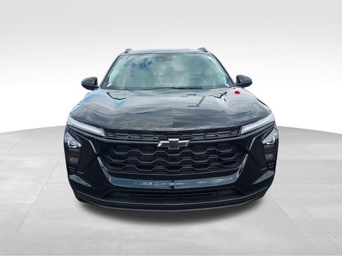 New 2026 Chevrolet Trax LT w/ Driver Confidence Package FWD image 8
