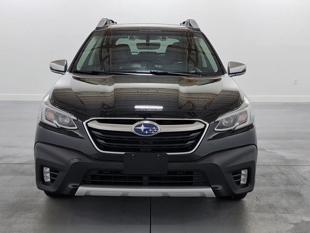 Used 2020 Subaru Outback Touring XT AWD/4WD image 3