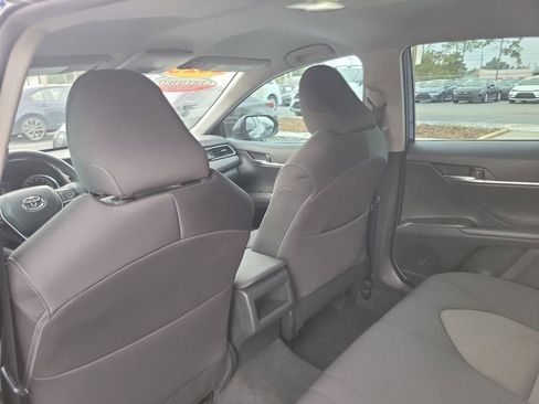 Used 2023 Toyota Camry LE image 10