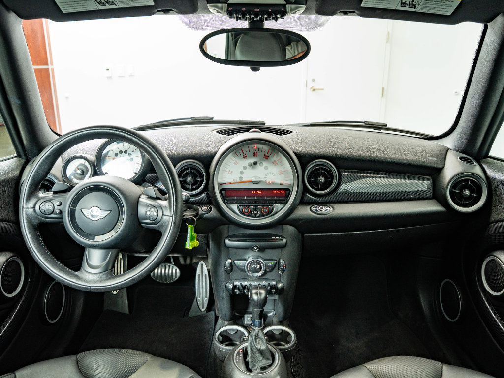 Used 2014 MINI Cooper S FWD image 30