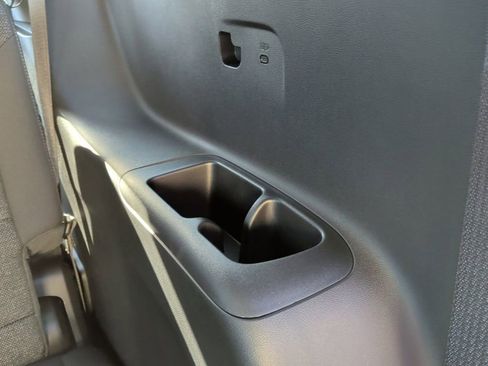 New 2025 Chevrolet Traverse LT w/ LPO, Floor Liner Package image 38