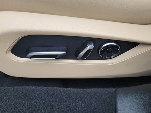 Certified 2025 Acura TLX w/ Technology Package image 16