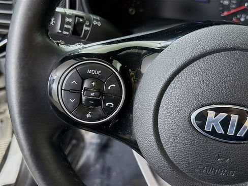 Used 2020 Kia Soul EX FWD image 21