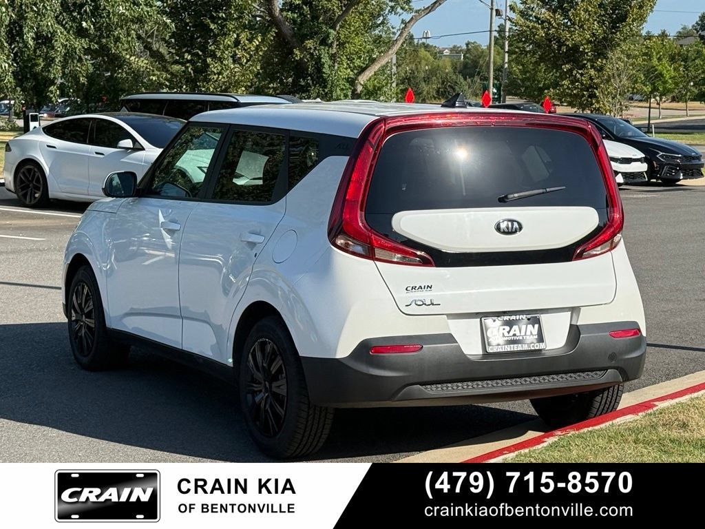 Used 2020 Kia Soul LX FWD image 5