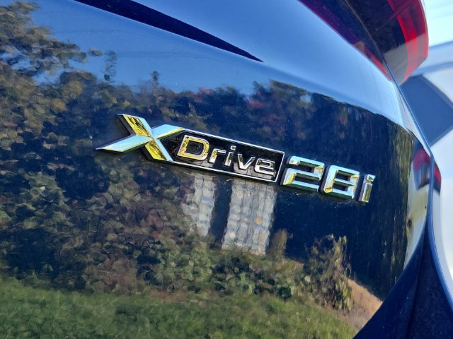 Used 2023 BMW X1 xDrive28i w/ Premium Package AWD/4WD image 14