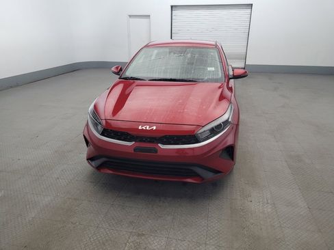 Used 2023 Kia Forte LXS w/ LXS Technology Package FWD image 15