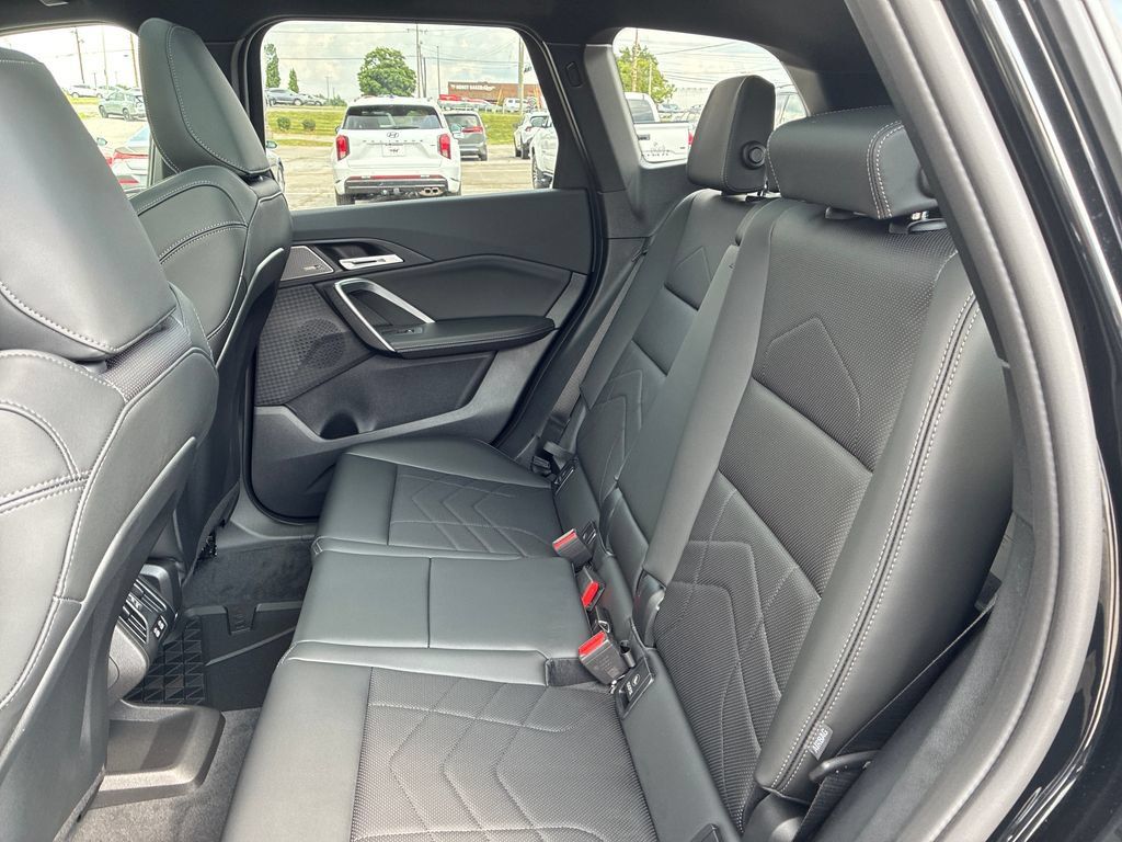 New 2027 BMW X1 xDrive28i AWD/4WD image 19