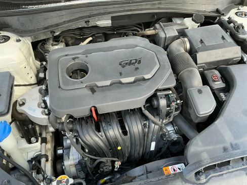 Used 2019 Kia Optima LX image 23