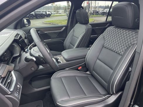 New 2026 GMC Acadia Denali w/ Super Cruise Package AWD/4WD image 20