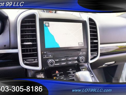 Used 2017 Porsche Cayenne Platinum Edition image 21