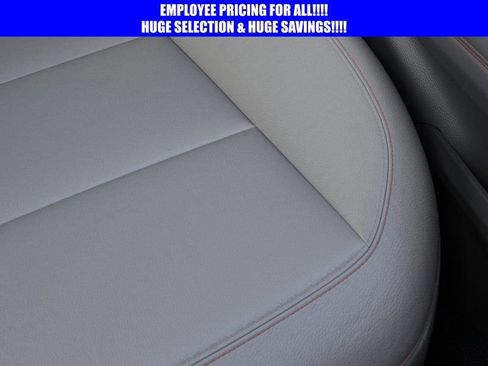 New 2026 Ford Explorer Active w/ Active Comfort Package AWD/4WD image 16