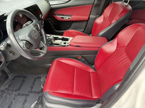Used 2024 Lexus NX 250 FWD image 5
