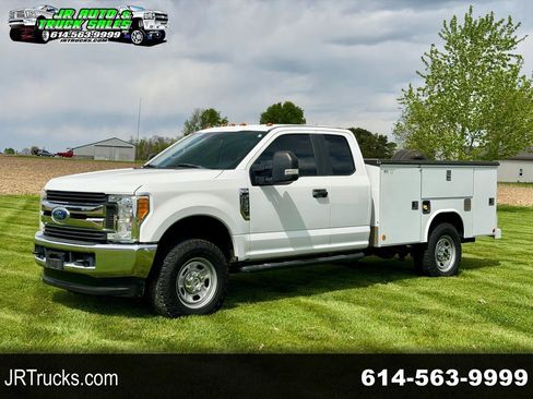 Used 2018 Ford F350 XL w/ Power Equipment Group AWD/4WD image 1