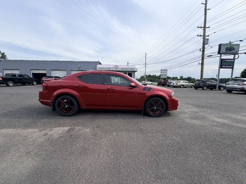 Used 2014 Dodge Avenger R/T w/ Sun/Sound Group FWD image 19