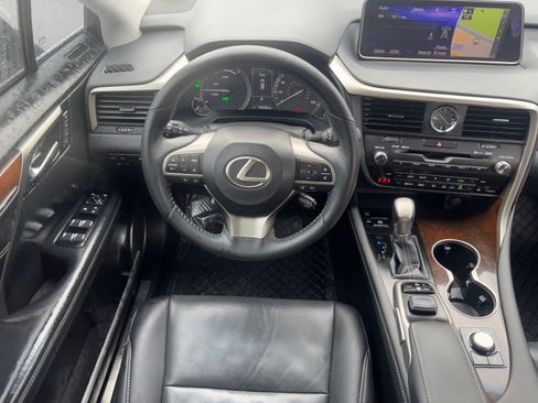 Used 2017 Lexus RX 450h AWD image 14