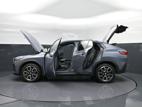 Certified 2025 BMW X2 xDrive28i image 46