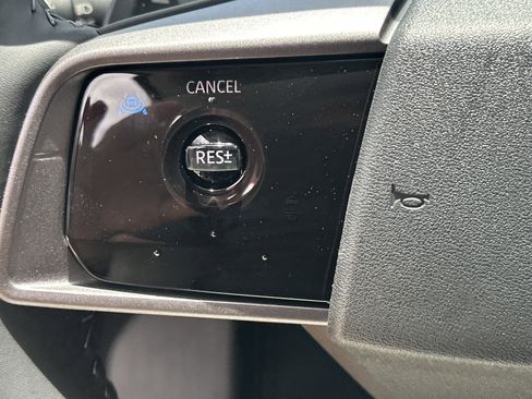 New 2026 Nissan Murano SV AWD/4WD image 22